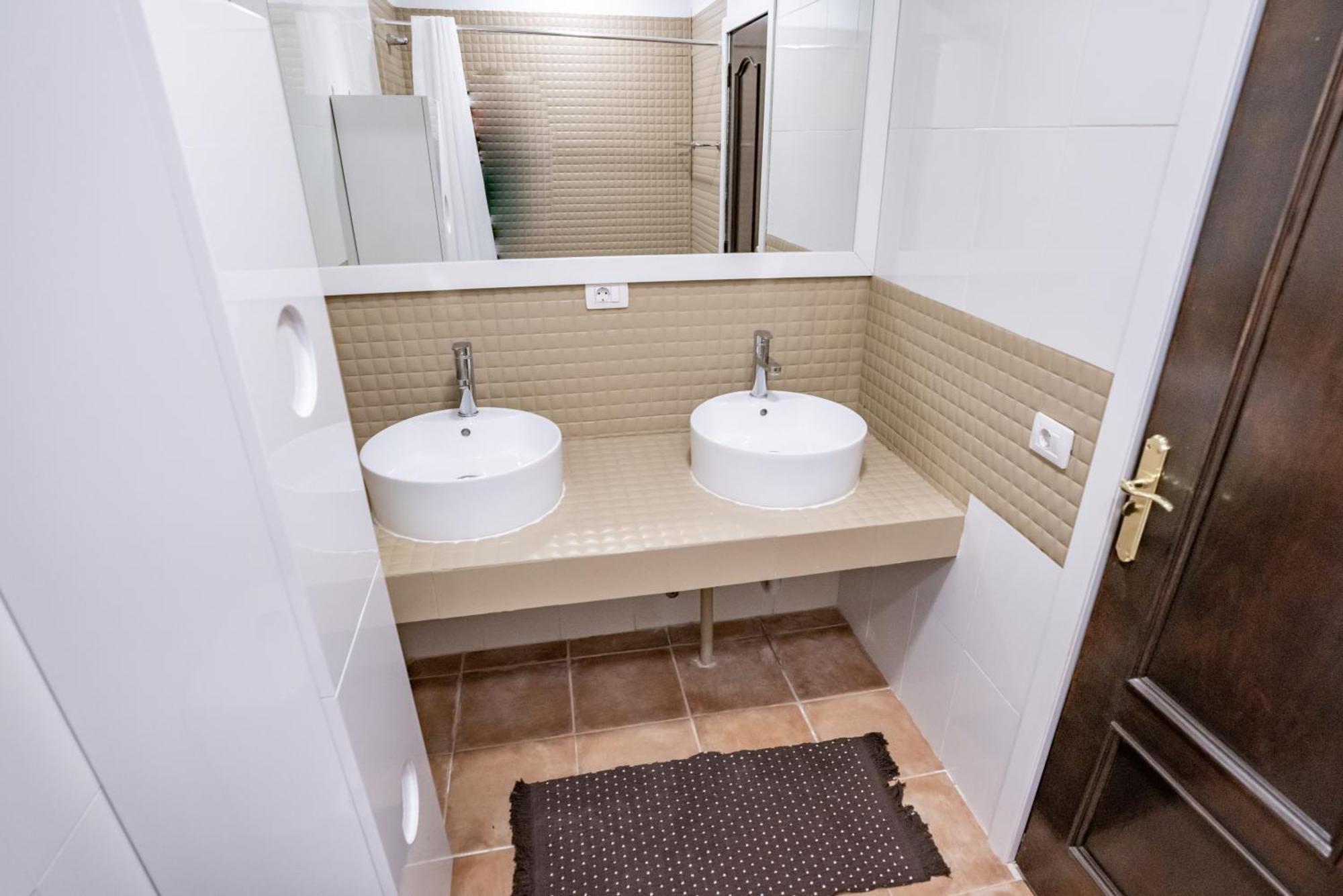 Casa Julio - Alcala Complete Coastal Retreat - Entire Apartment - 3 Min Walk From The Ocean - Shared Entrance With Host Exterior photo